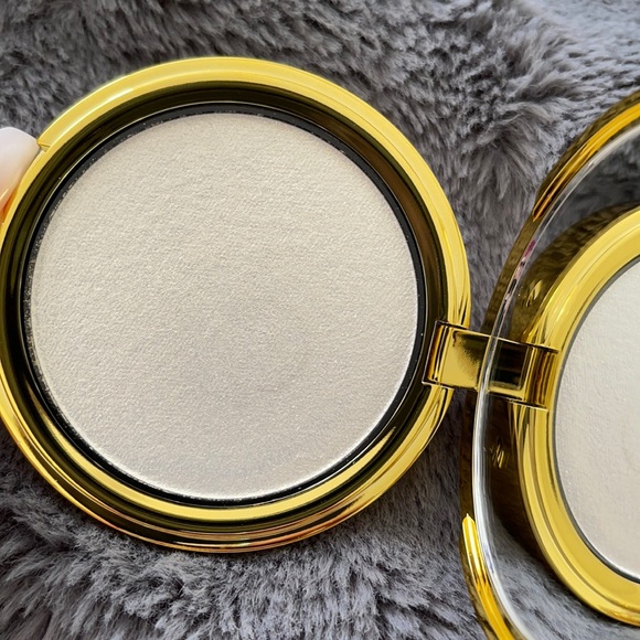 KVD Gold Skool Highlighter - Picture 2 of 6